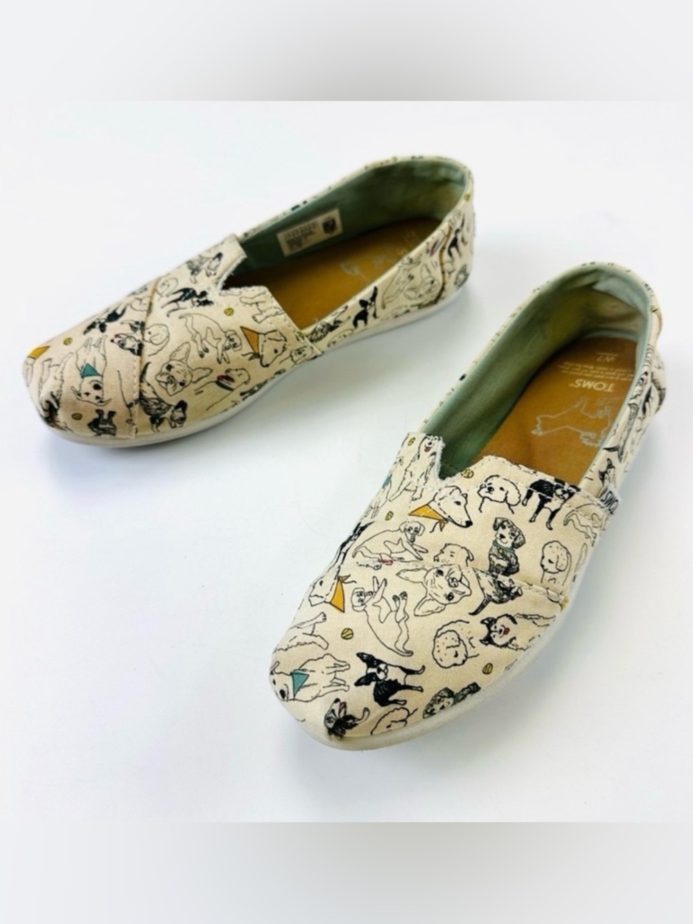 Toms Dog Lovers canvas shoes Size 7 Casual